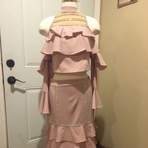 Gracia sweet two piece cold shoulder top.